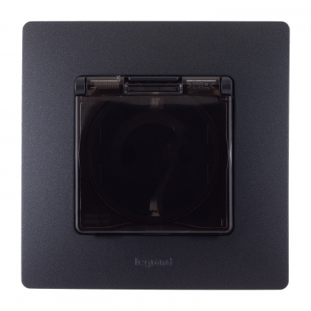 Розетка с заземлением IP44 - Legrand Etika - со шторками с защитной крышкой 16А 250В винтовые зажимы - антрацит Legrand/Daccord 672626