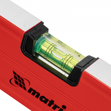 Уровень алюминиевый магнитный, 600 мм, фрезерованный, 3 глазка (1 зеркальный), усиленный Matrix 34706