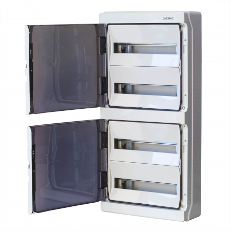 Щит настенный с дверцей 72 модулей IP65 серый с   клеммным блоком 63А DKC RB72W6TGD