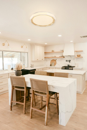 Светильник светодиодный ДБО-75 настенно-потолочный управляемый SIESTA  230В 3000-6500K 6000Лм 525х88мм Космос KSSies75W