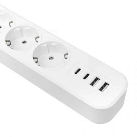 UBA-LUX-503-TC Удлинитель LUX 5 гнезд 2USB 2.4А+2type-C 3 метра 1.5мм2 EKF 