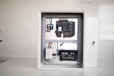 SGR-HW-E210UPS-GY Контроллер СКУД E210 UPS Sigur  ЦБ-00003027