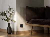 ATLASDESIGN SMART РОЗЕТКА с заземл., со шт., Zigbee, L+N, 16А, мех., КАРБОН Systeme Electric ATN001045Z