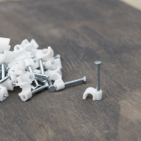 Крепеж кабеля круглый 3 мм, белый (50 шт/уп) REXANT 07-4003