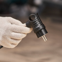 Вилка угловая влагозащищенная с кольцом, с заземлением, 16 А IP44 каучук REXANT 111-002