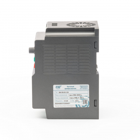 Преобразователь частоты 2.2КВТ 200-240В 1Ф ESQ 08.04.304420