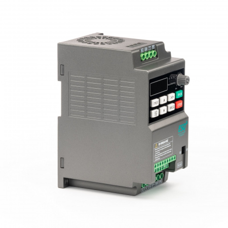 08.04.304419 Преобразователь частоты 1.5КВТ 200-240В 1Ф ESQ 