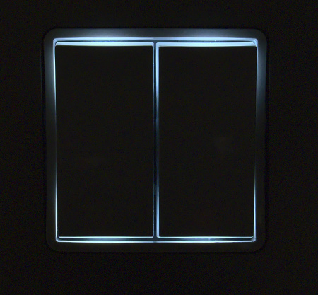 Выключатель 2-клавишный проходной с подсветкой/индикацией 10А безвинтовое крепление белый INSPIRIA IEK 673665