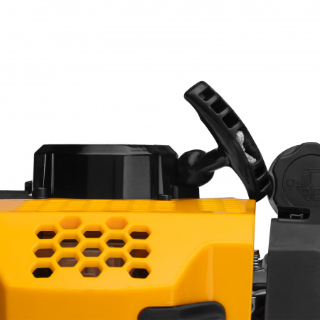 Триммер бензиновый DGT-52-PRO, анти-вибро, 52 см3, неразъем, состоит из 2 частей Denzel 96278