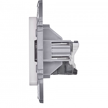Розетка компьютерная RJ45 категория 6 UTP белый INSPIRIA IEK 673830