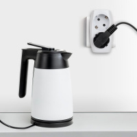 Тройник 2гн, с заземл, со шторками (белый) (10/60/1440) SP-2e-W ЭРА C0045528