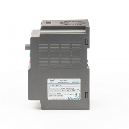 08.04.304423 Преобразователь частоты 3ф ESQ-230-4T-0.7K 0.75 кВт 380В 