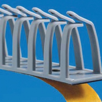 Миниканал перфорированный, гибкий, самоклеящийся, FD18 DKC 02181