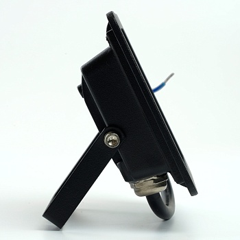 Прожектор светодиодный ДО-20w 6400К 1800Лм IP65 черный SAFFIT SFL90-20 55064