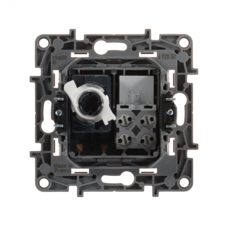 672252 ETIKA Розетка телефонная+компьютерная RJ11+RJ45 категория 5 UTP белая Legrand/Daccord 