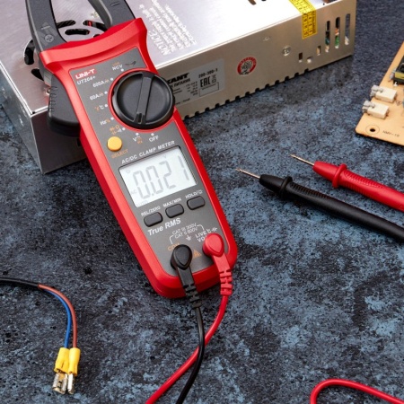 Клещи токовые UNI-T UT204+ 13-1064